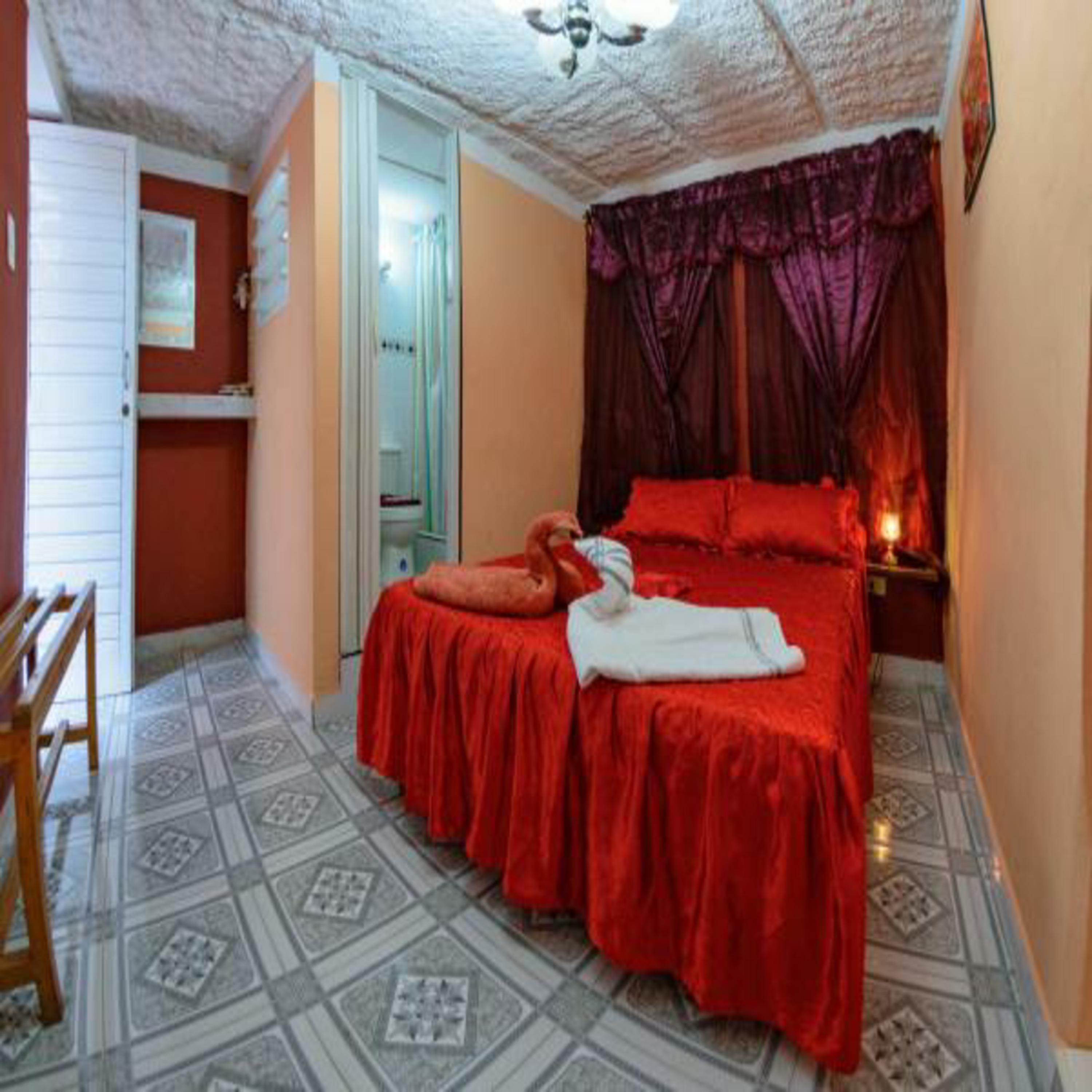 Casa Colonial Carmen Bed & Breakfast Havana Exterior photo