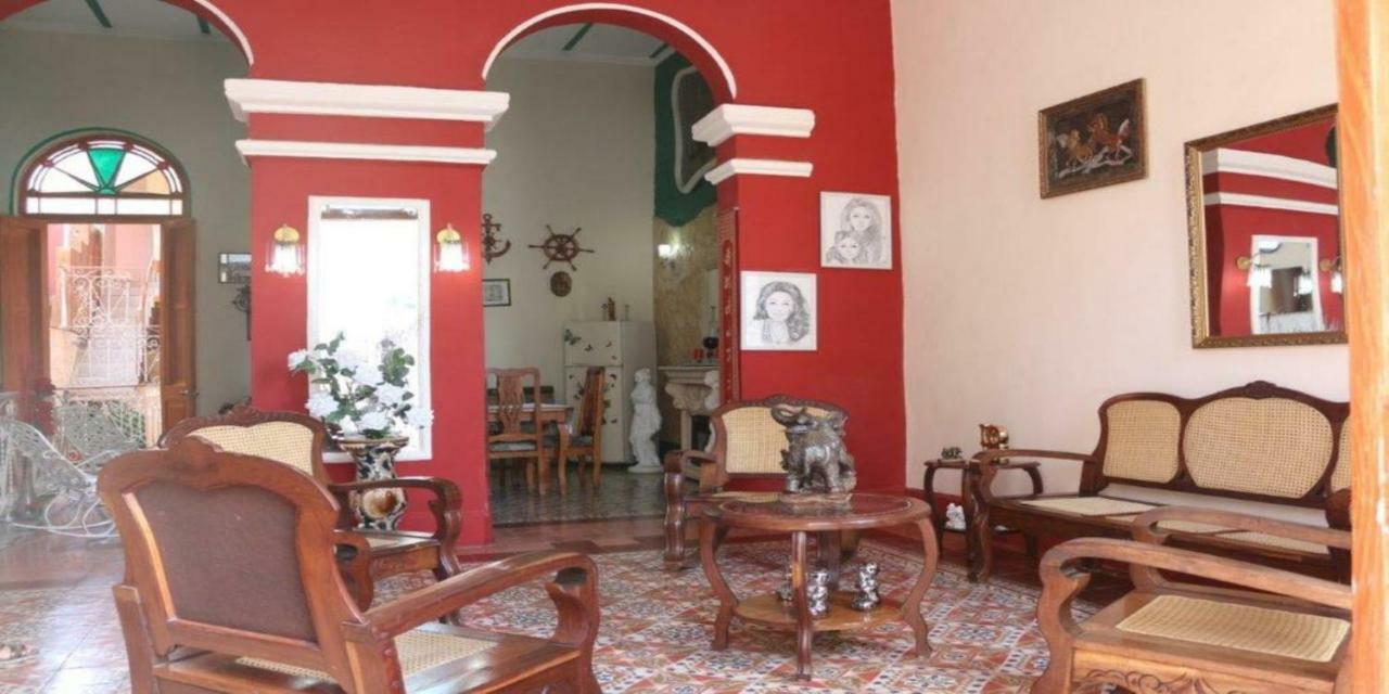 Casa Colonial Carmen Bed & Breakfast Havana Exterior photo